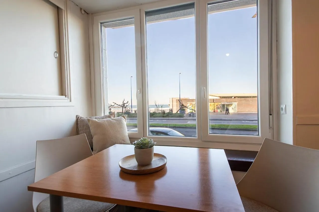 Cozy Apartment In Front Of The Beach San Sebastian 0*,  Spain